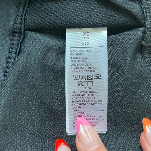 👙Black scoop neck bikini top: - Picture 4 of 5